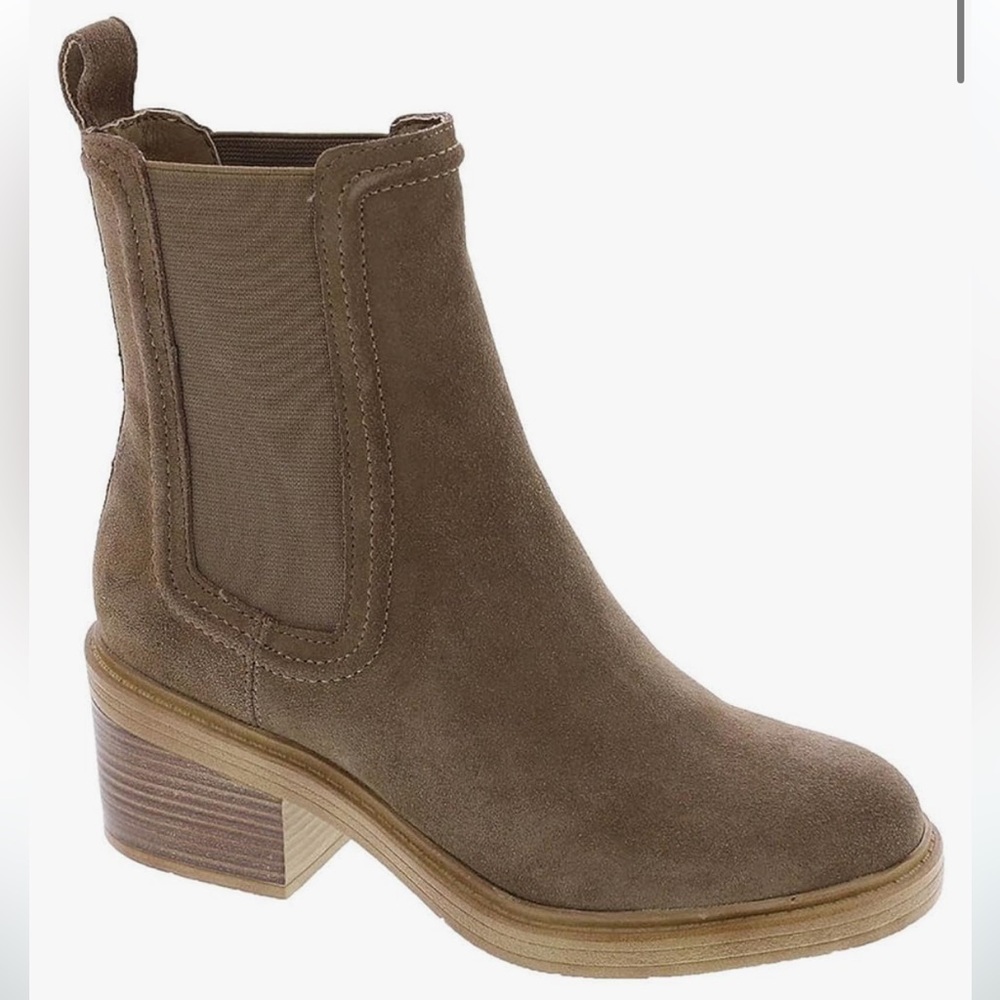 Steve Madden Curtsy Boot